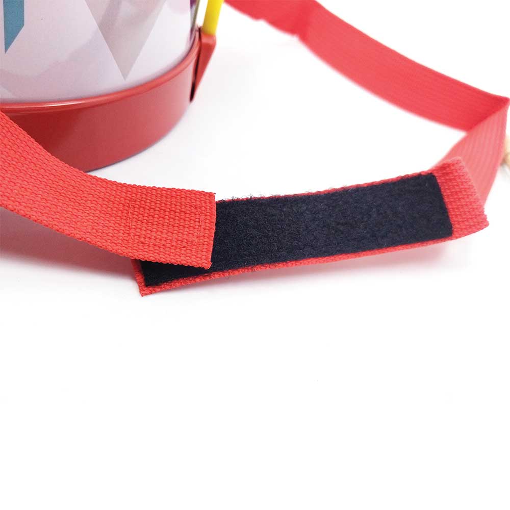 Svoora būgnelis su dirželiu ir lazdelėmis Svoora būgnelis su dirželiu ir lazdelėmis