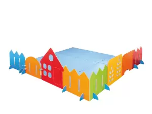 Apsauginė tvorelė. Žaidimų kampelis